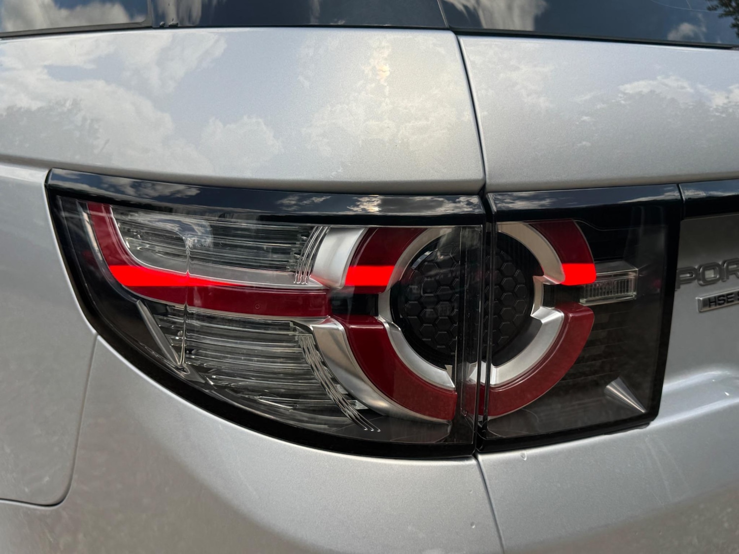 Used Land Rover Discovery Sport for sale - 76473930: Photo 23