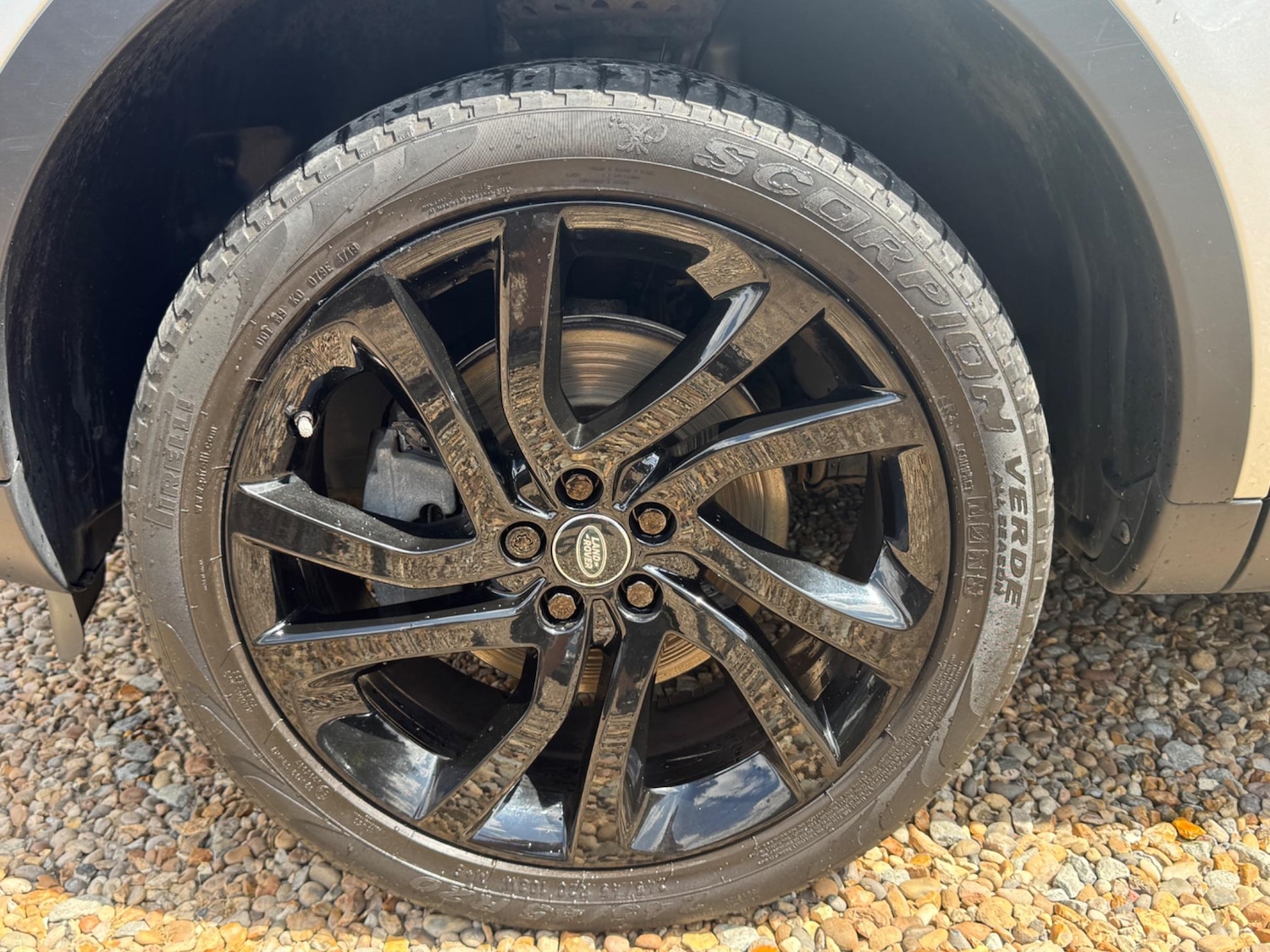 Used Land Rover Discovery Sport for sale - 76473930: Photo 28