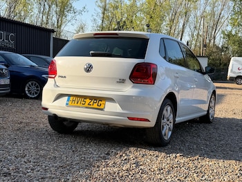 Used Volkswagen Polo 2015 for sale - 79520389: Photo