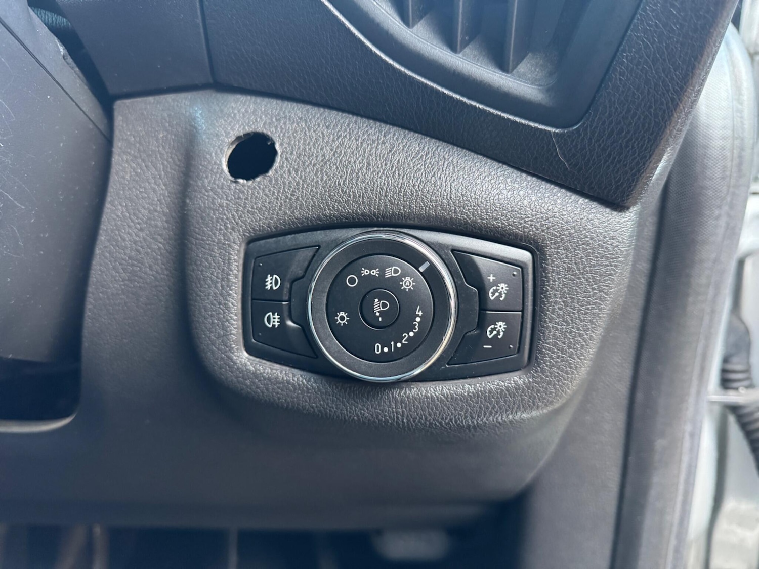 Used Ford Transit Connect 2017 for sale - 76742981: Photo 31