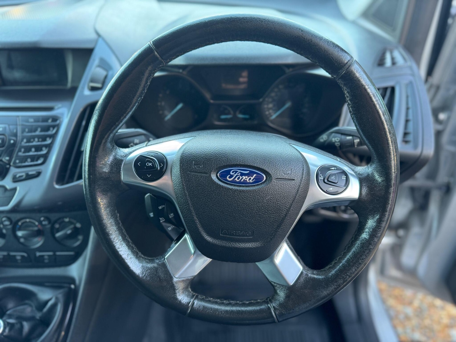 Used Ford Transit Connect 2017 for sale - 76742981: Photo 34