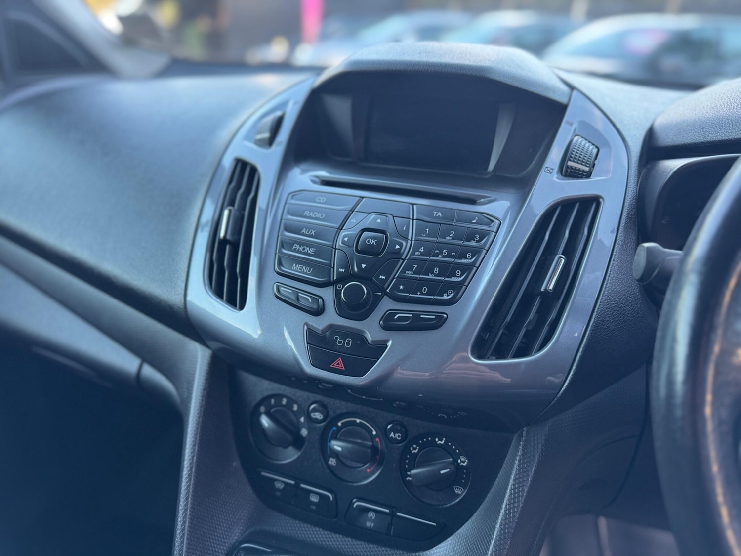 Used Ford Transit Connect 2017 for sale - 76742981: Photo 35