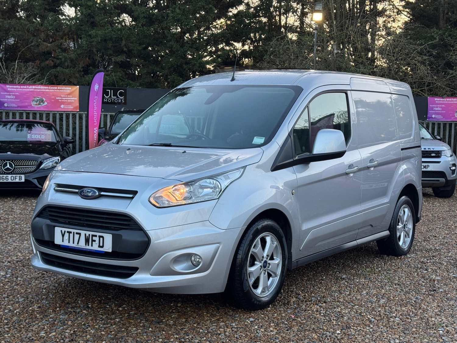 Used Ford Transit Connect 2017 for sale - 76742981: Photo 5