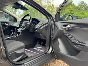 Used Ford Focus 2015 for sale - 78622584: Photo
