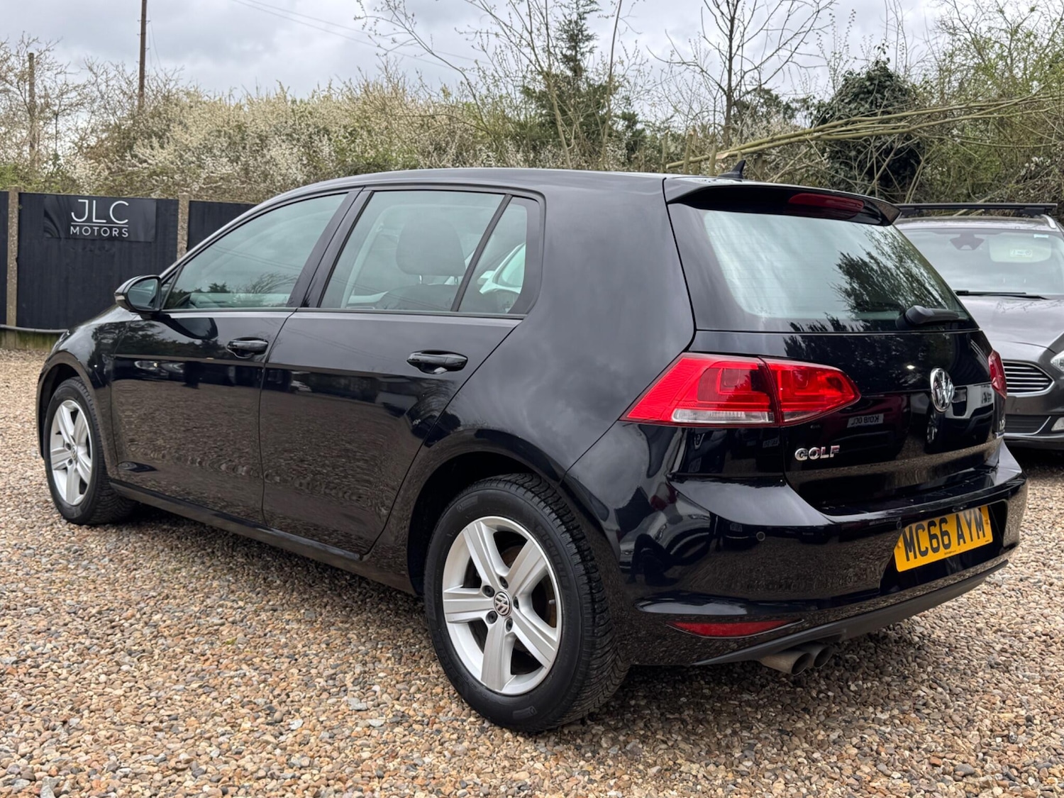 Used Volkswagen Golf for sale - 78128007: Photo 2