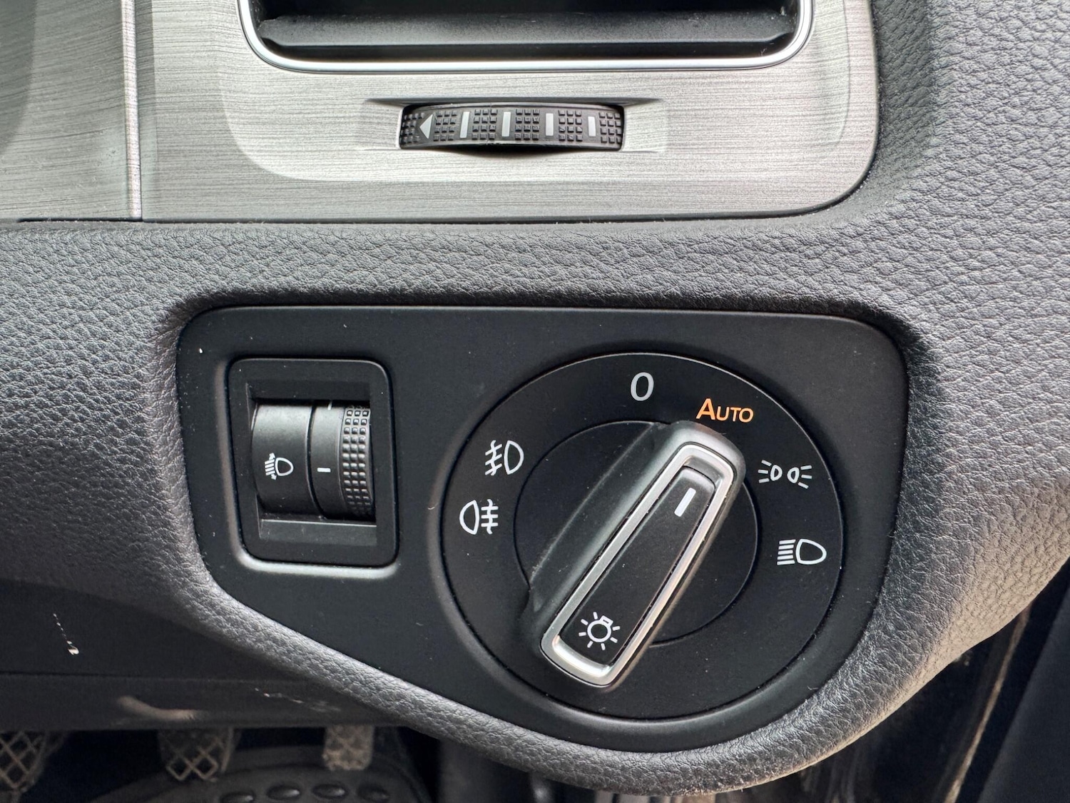 Used Volkswagen Golf for sale - 78128007: Photo 21