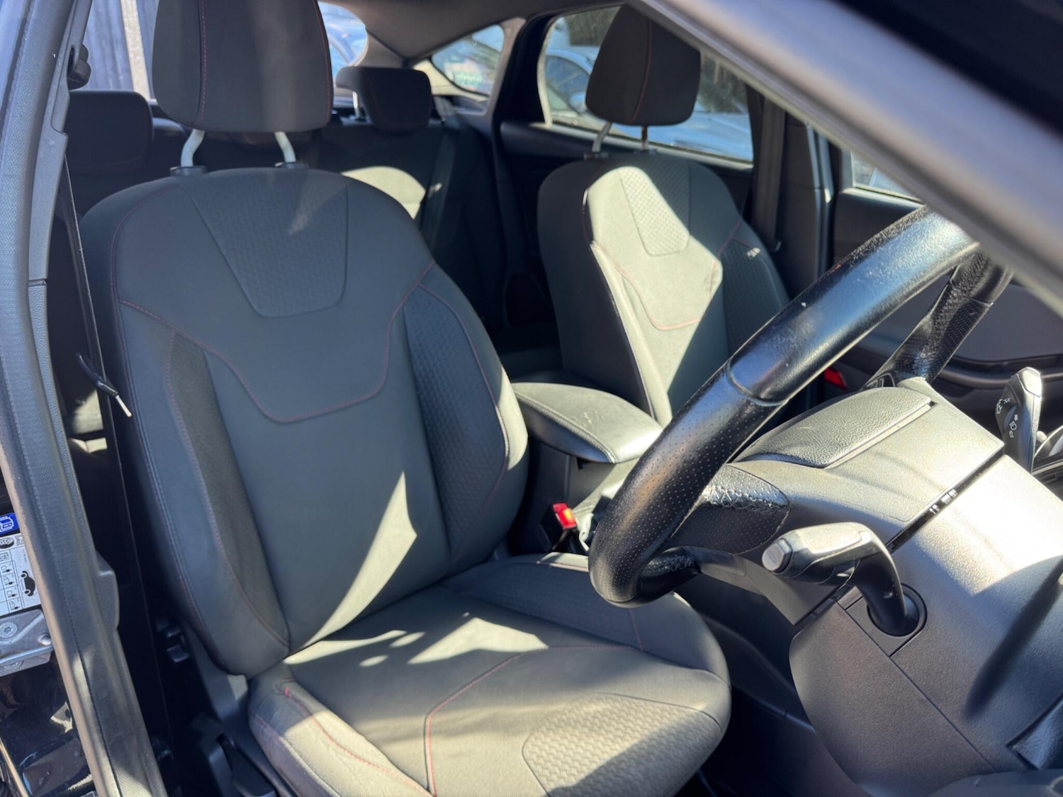 Used Ford Focus 2017 for sale - 78062602: Photo 13