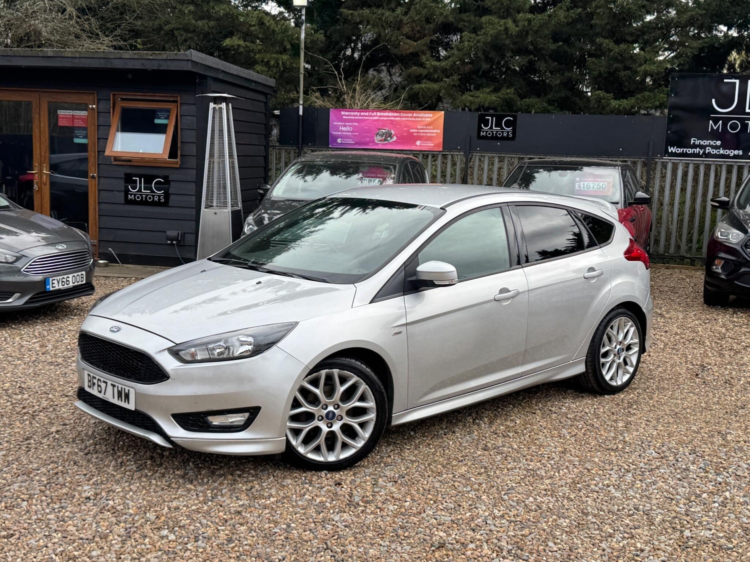 Used Ford Focus 2017 for sale - 78062602: Photo 3
