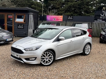 Used Ford Focus 2017 for sale - 78062602: Photo