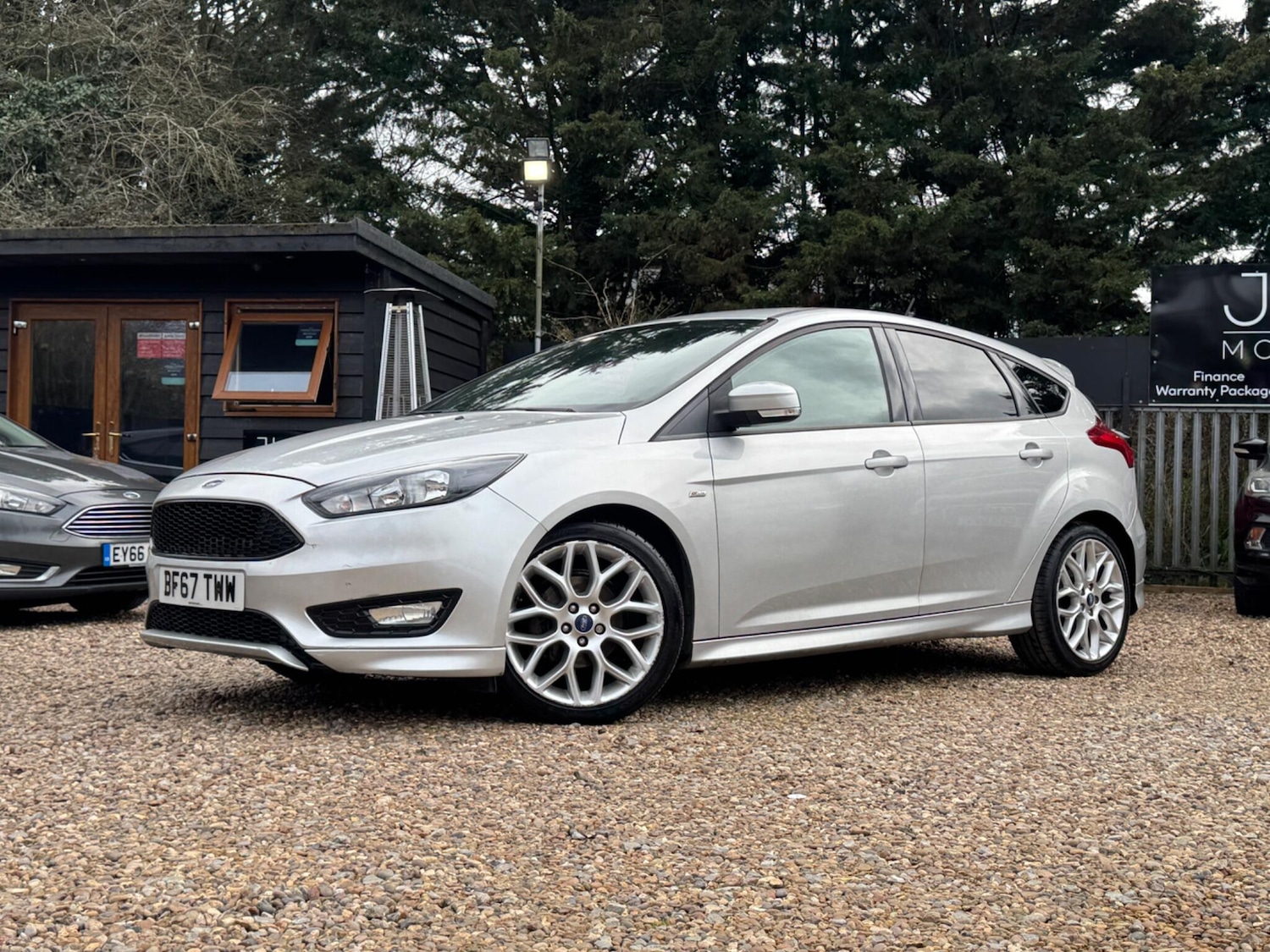 Used Ford Focus 2017 for sale - 78062602: Photo 4