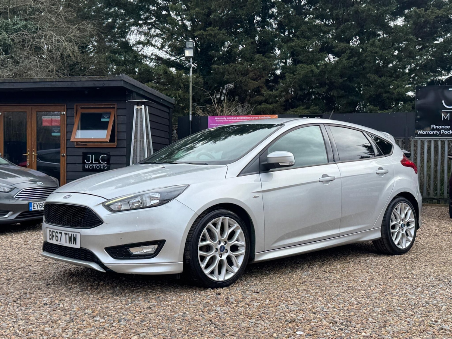 Used Ford Focus 2017 for sale - 78062602: Photo 5