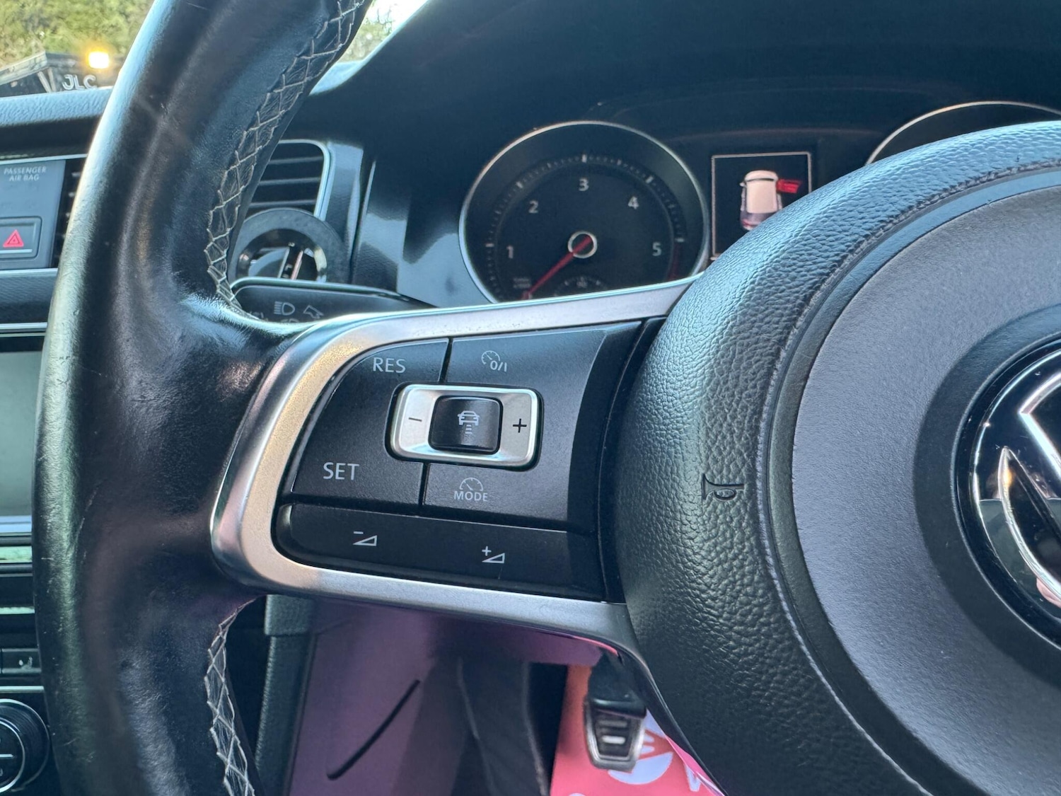 Used Volkswagen Golf 2015 for sale - 76742759: Photo 26