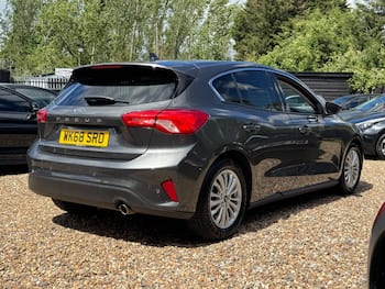 Used Ford Focus 2018 for sale - 79609696: Photo