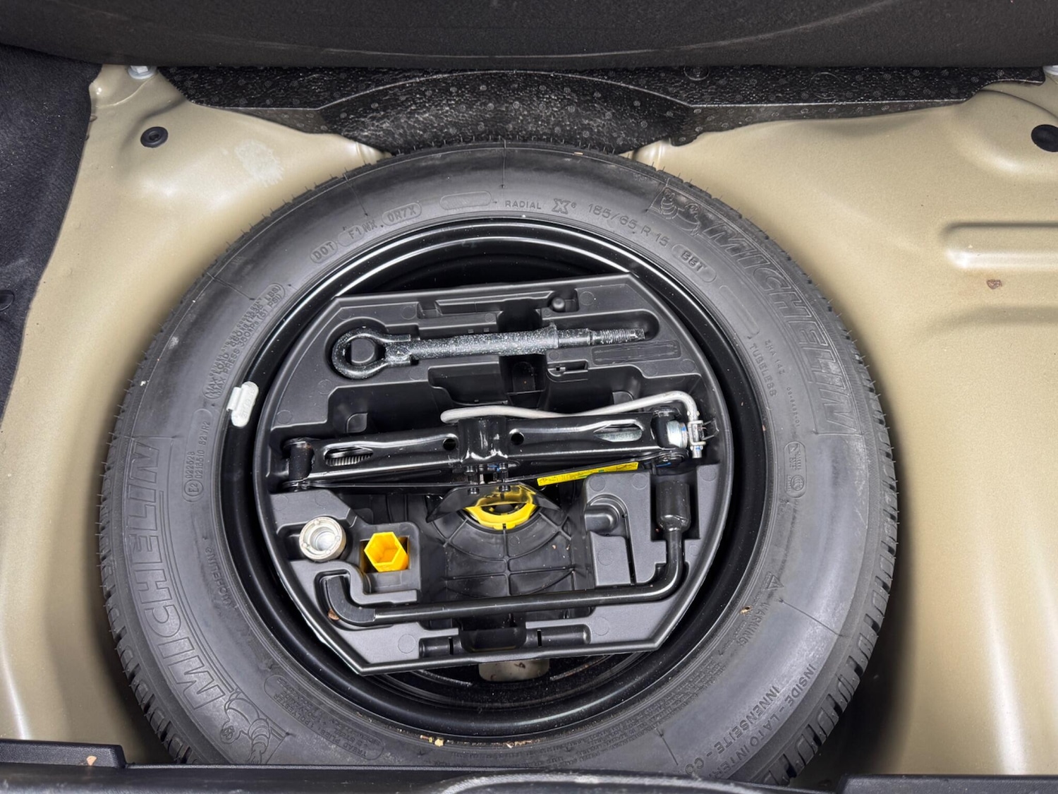 Used Peugeot 208 2016 for sale - 76473004: Photo 24