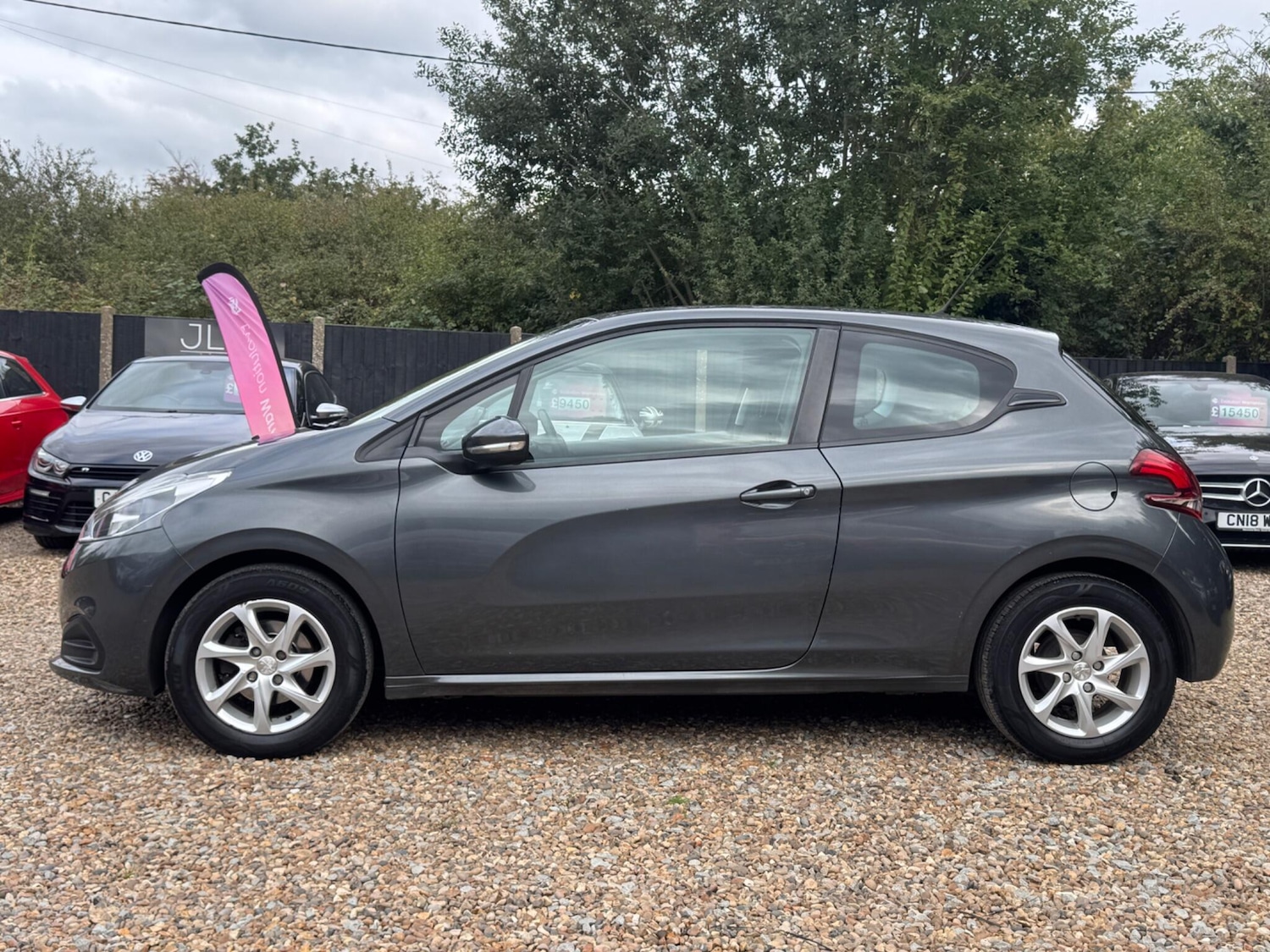 Used Peugeot 208 2016 for sale - 76473004: Photo 9