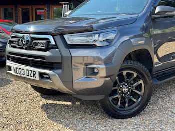 Used Toyota Hilux 2023 for sale - 79348528: Photo