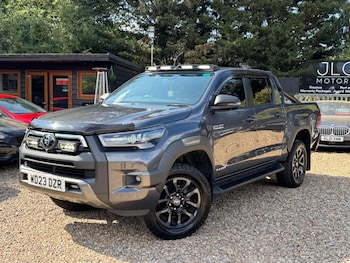 Used Toyota Hilux 2023 for sale - 79348528: Photo