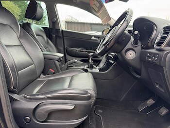 Used Kia Sportage 2016 for sale - 77755199: Photo