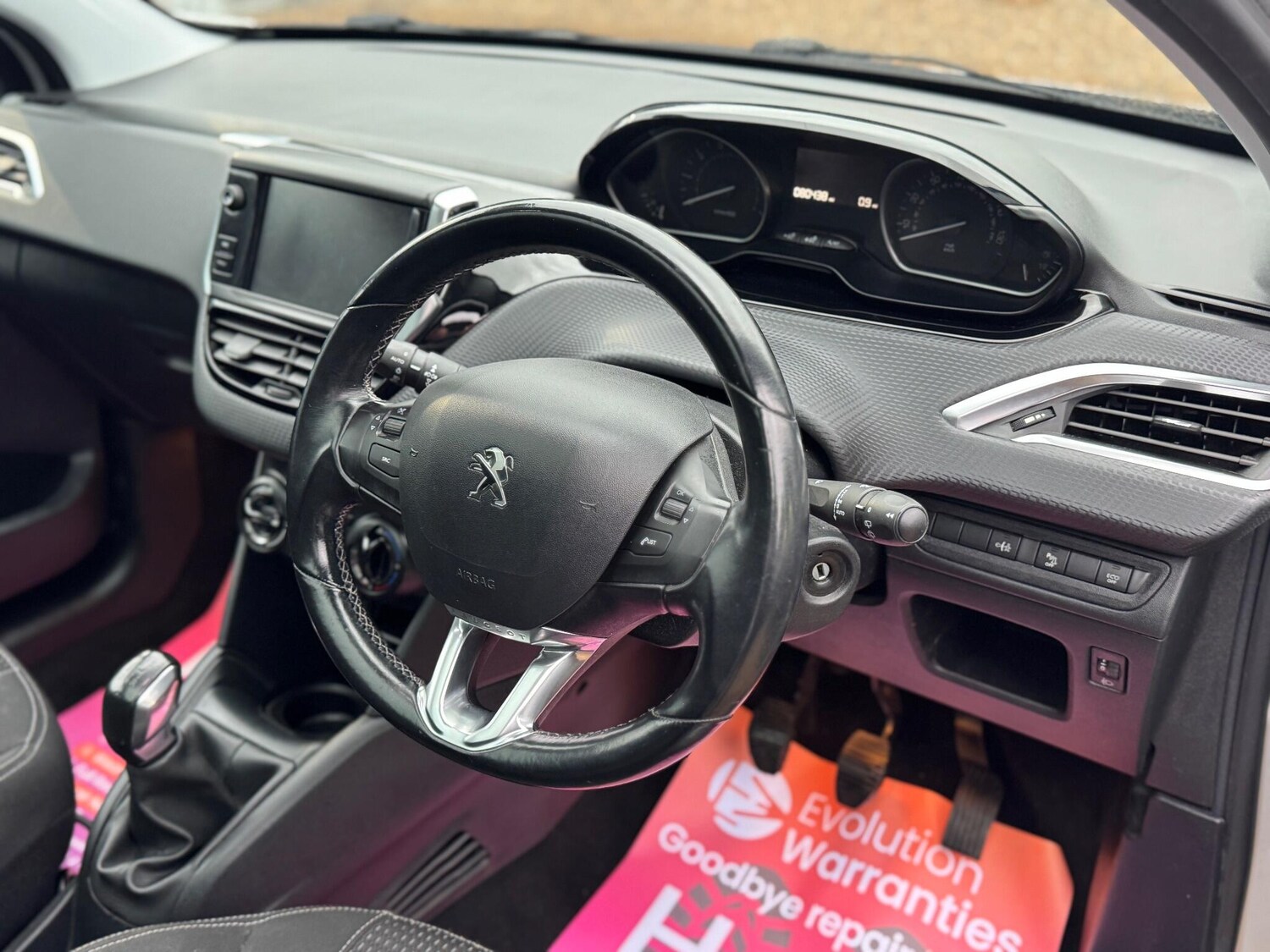 Used Peugeot 208 2018 for sale - 77755204: Photo 20