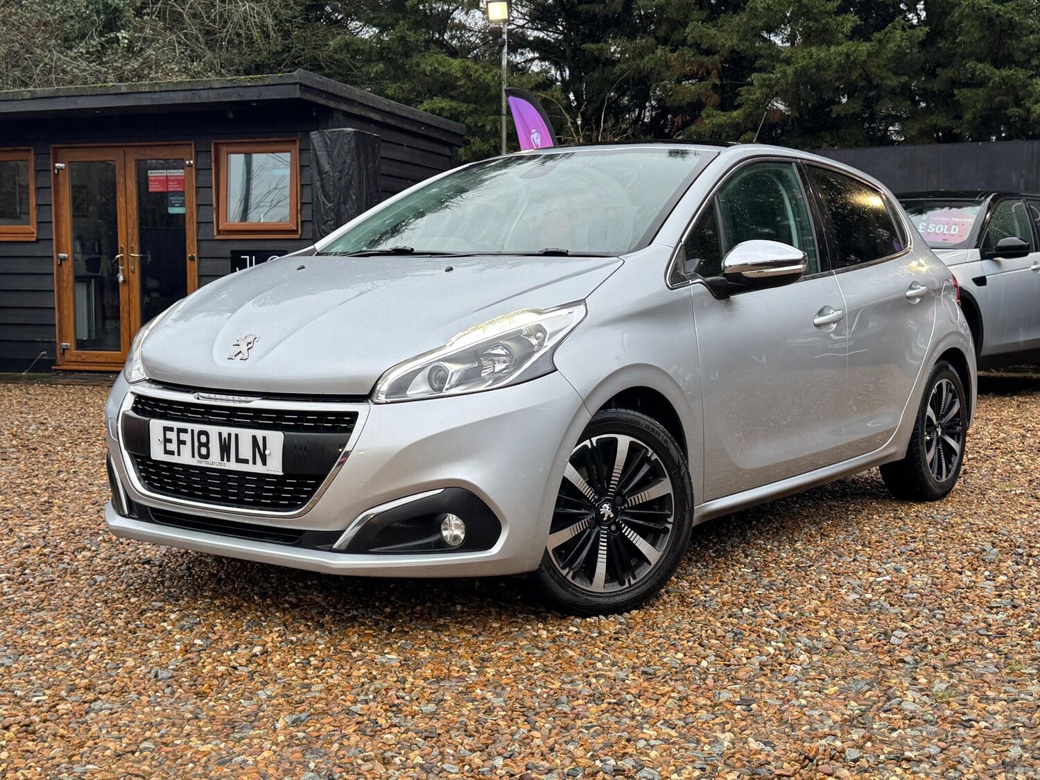 Used Peugeot 208 2018 for sale - 77755204: Photo 6