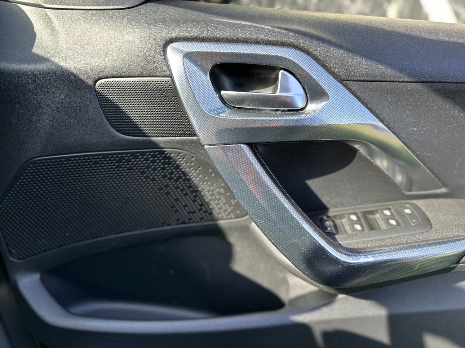 Used Peugeot 2008 2015 for sale - 77760295: Photo 19