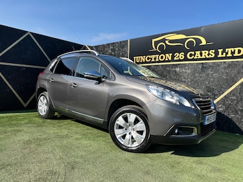 Used Peugeot 2008 2015 for sale - 77760295: Photo