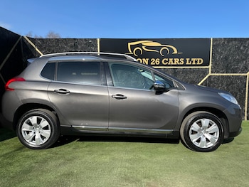 Used Peugeot 2008 2015 for sale - 77760295: Photo