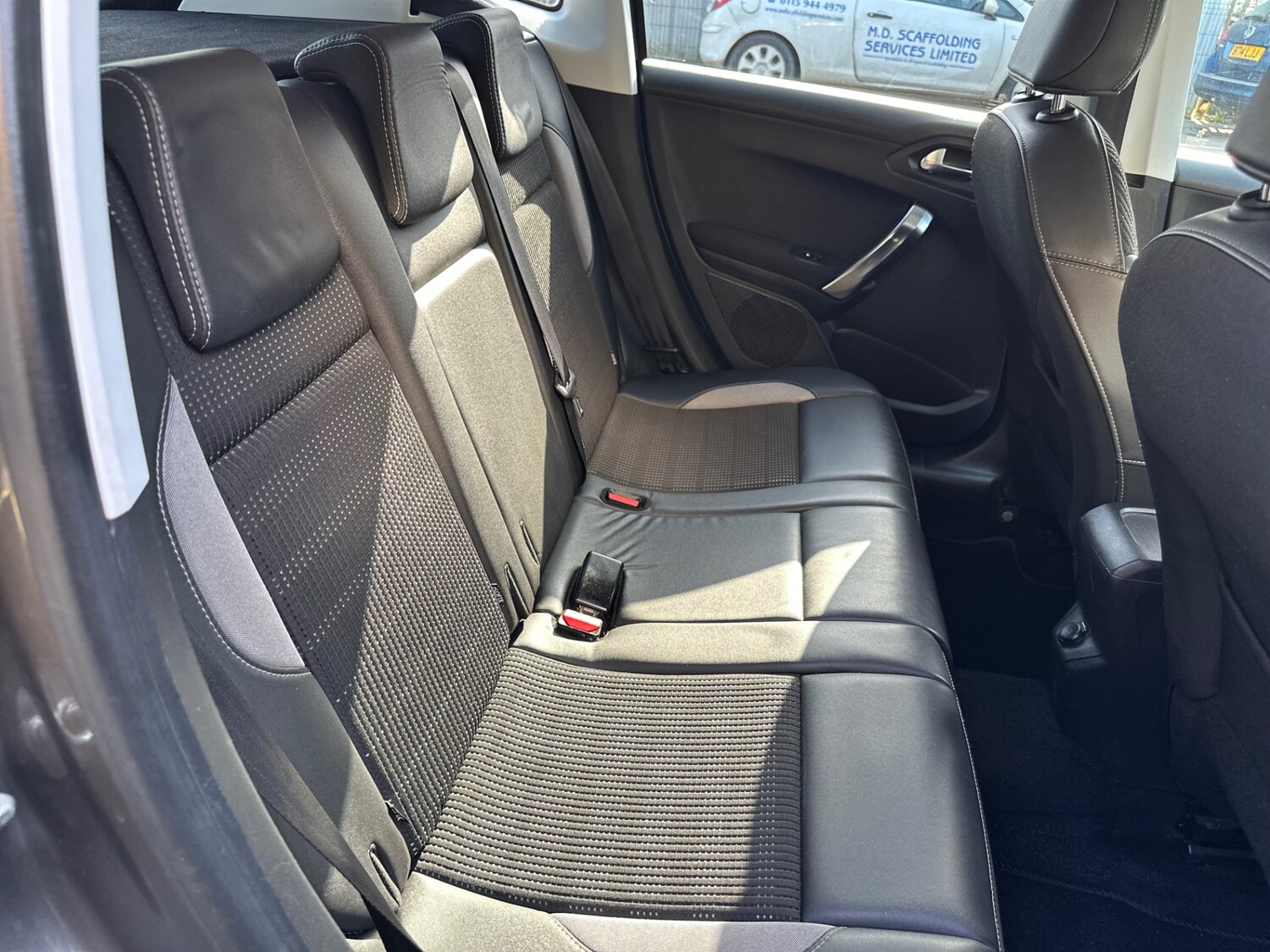 Used Peugeot 2008 2015 for sale - 77760295: Photo 7