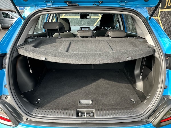 Used Hyundai KONA 2018 for sale - 73947736: Photo 17