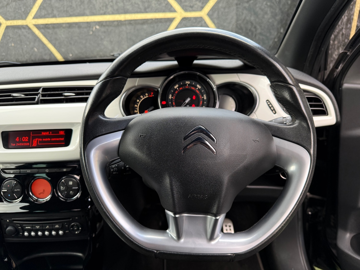 Used Citroen DS3 2015 for sale - 78000400: Photo 10