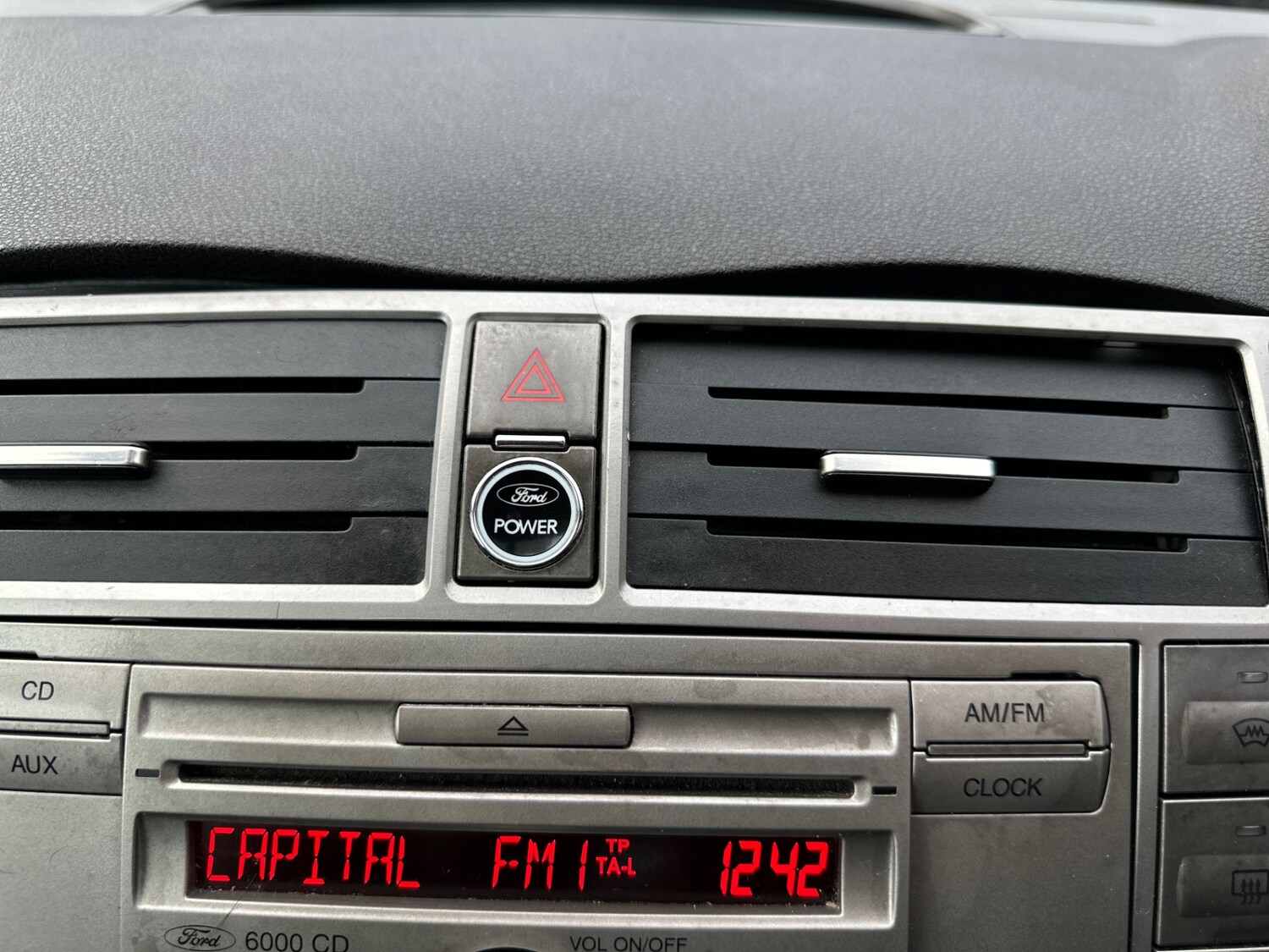 Used Ford Kuga 2010 for sale - 76736493: Photo 10