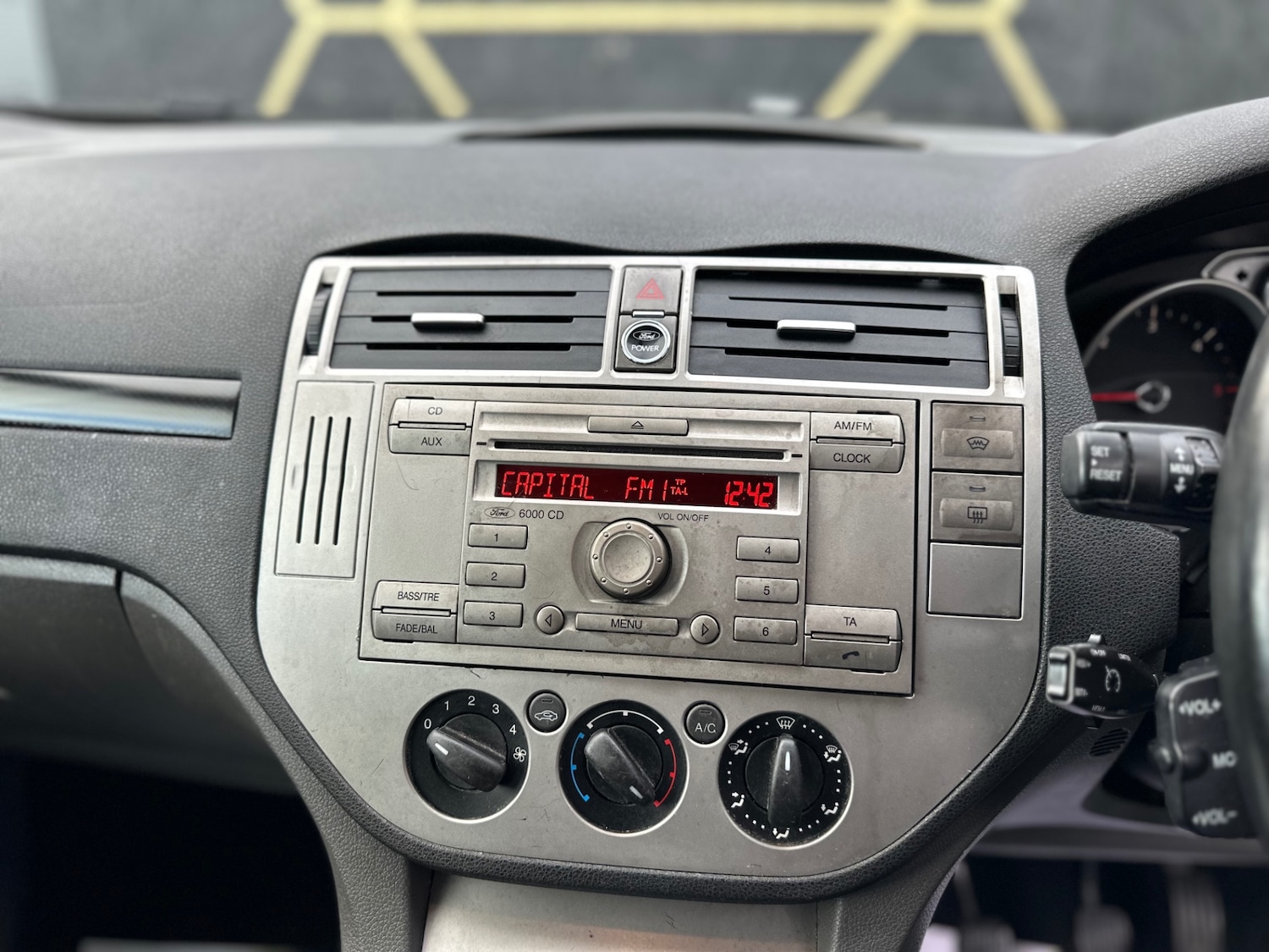 Used Ford Kuga 2010 for sale - 76736493: Photo 9