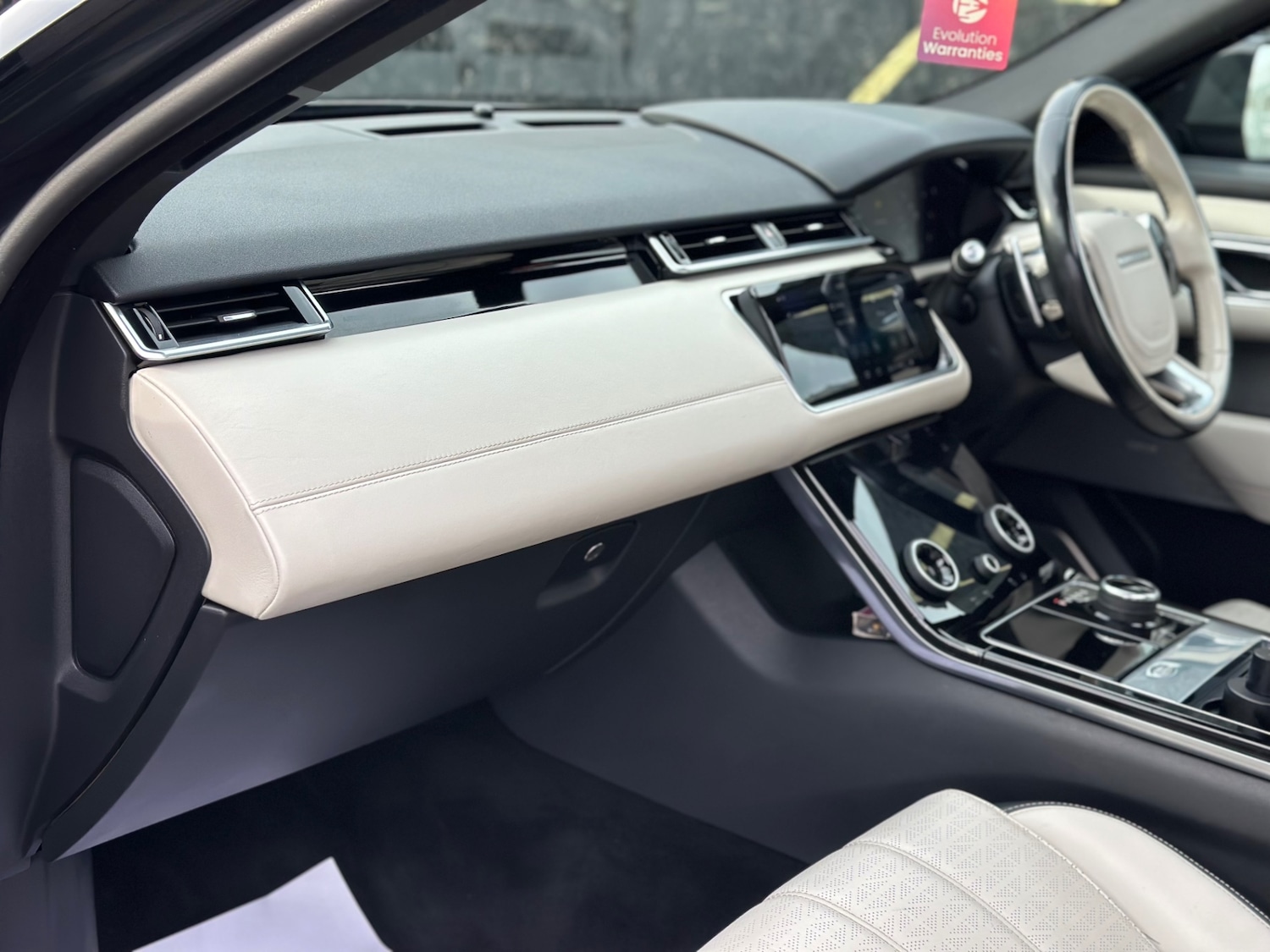 Used Land Rover Range Rover Velar 2017 for sale - 77630897: Photo 12