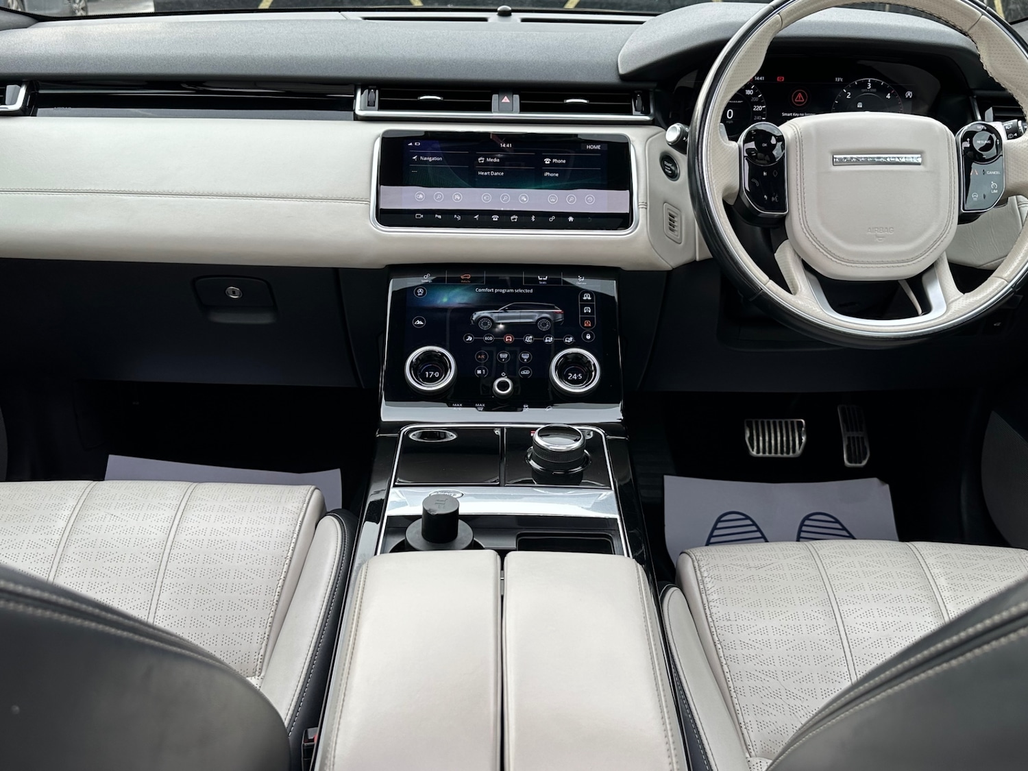 Used Land Rover Range Rover Velar 2017 for sale - 77630897: Photo 13