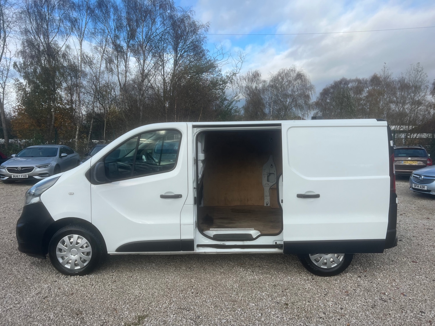 Used Vauxhall Vivaro 2016 for sale - 76612230: Photo 10