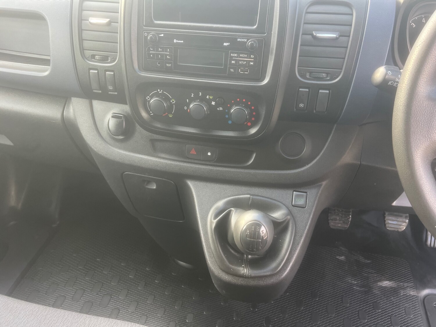 Used Vauxhall Vivaro 2016 for sale - 76612230: Photo 17