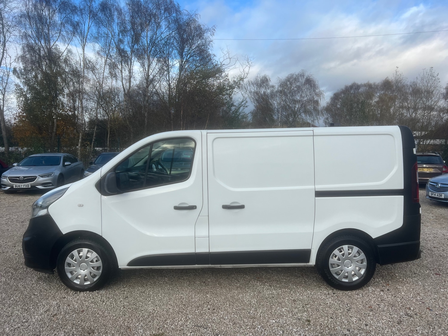 Used Vauxhall Vivaro 2016 for sale - 76612230: Photo 4