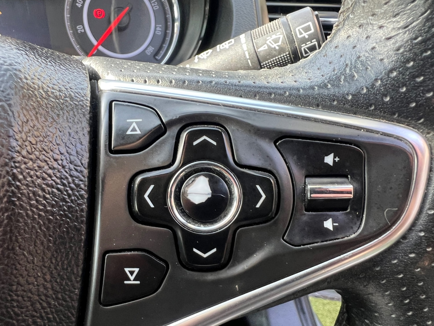 Used Vauxhall Insignia 2014 for sale - 77663069: Photo 16