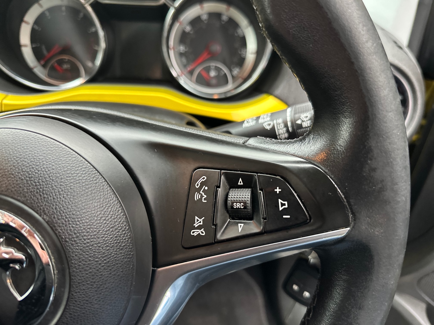 Used Vauxhall ADAM 2015 for sale - 77418381: Photo 15