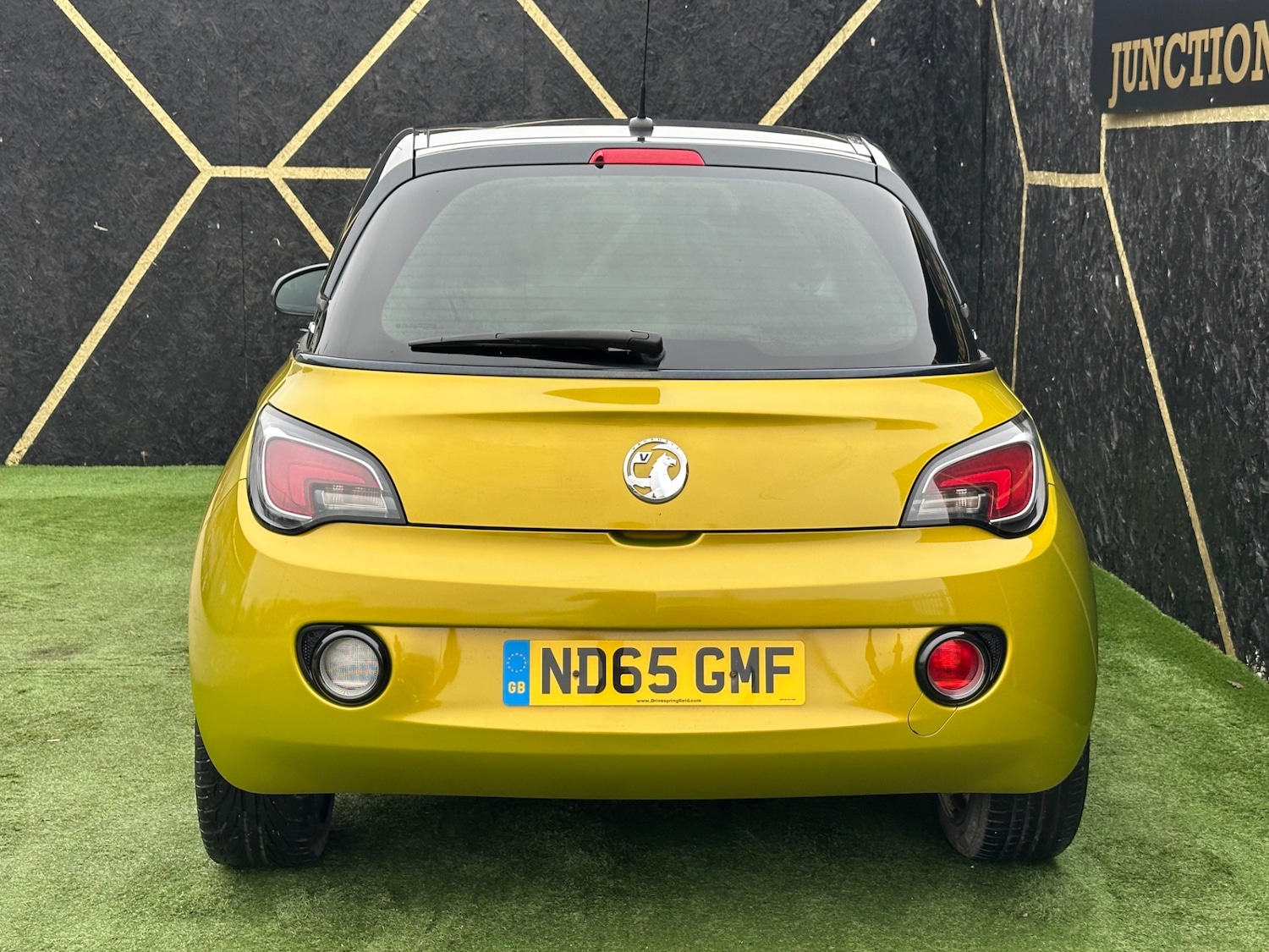 Used Vauxhall ADAM 2015 for sale - 77418381: Photo 5