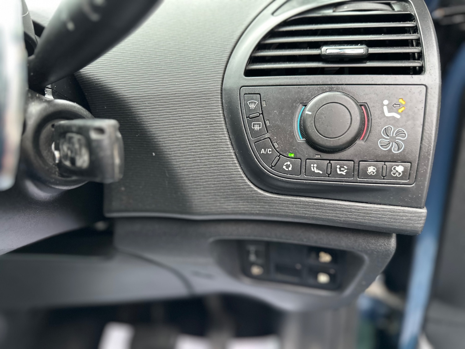 Used Citroen C4 Grand Picasso 2011 for sale - 76681985: Photo 14