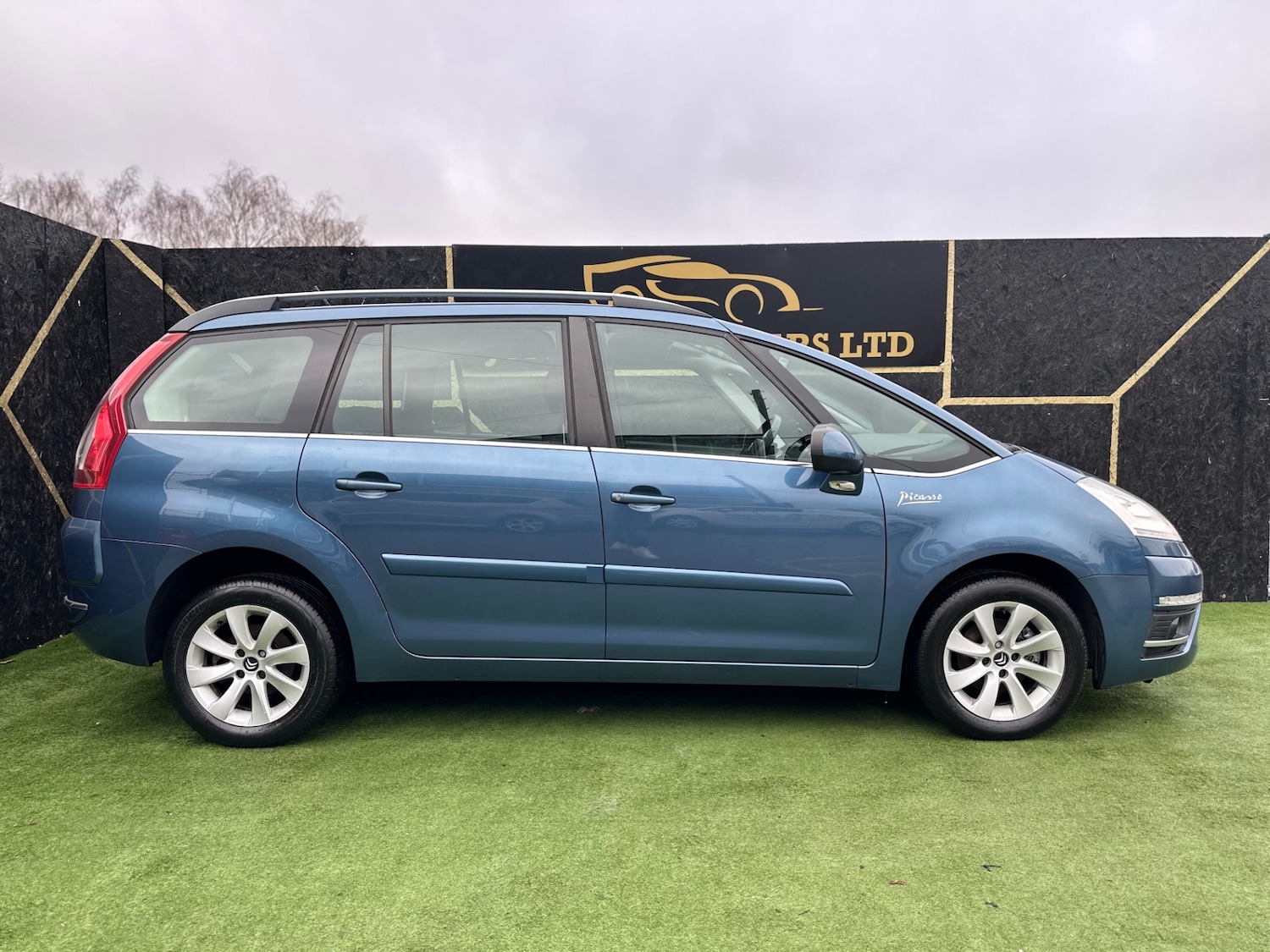 Used Citroen C4 Grand Picasso 2011 for sale - 76681985: Photo 2