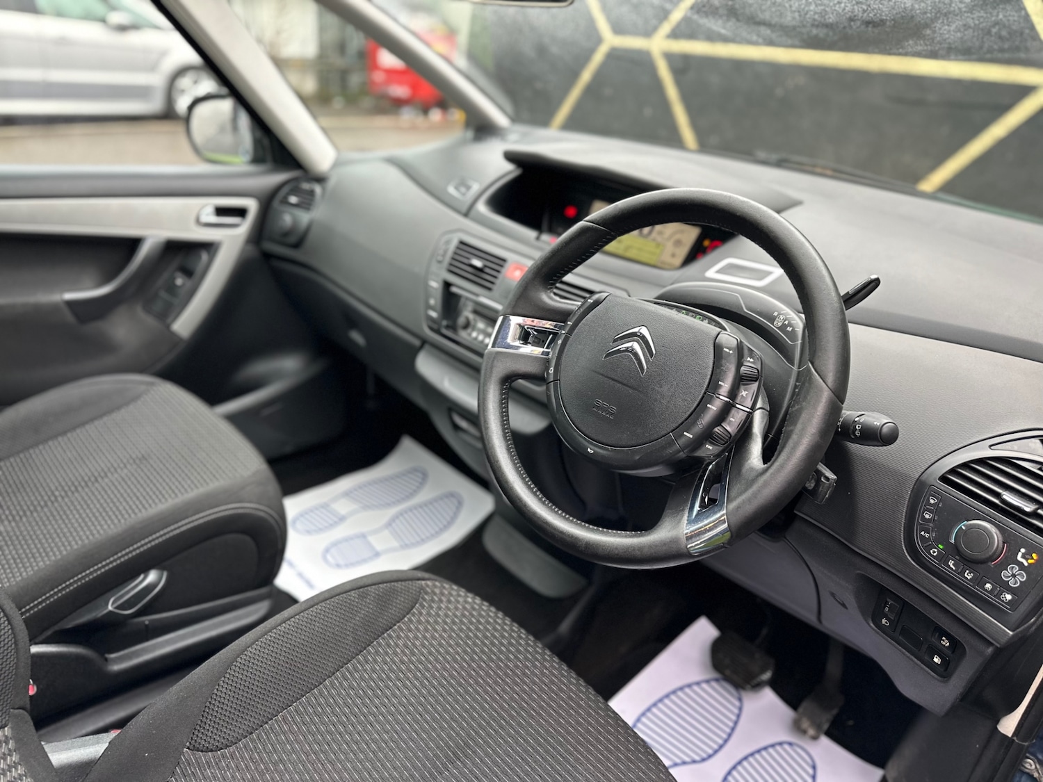 Used Citroen C4 Grand Picasso 2011 for sale - 76681985: Photo 5