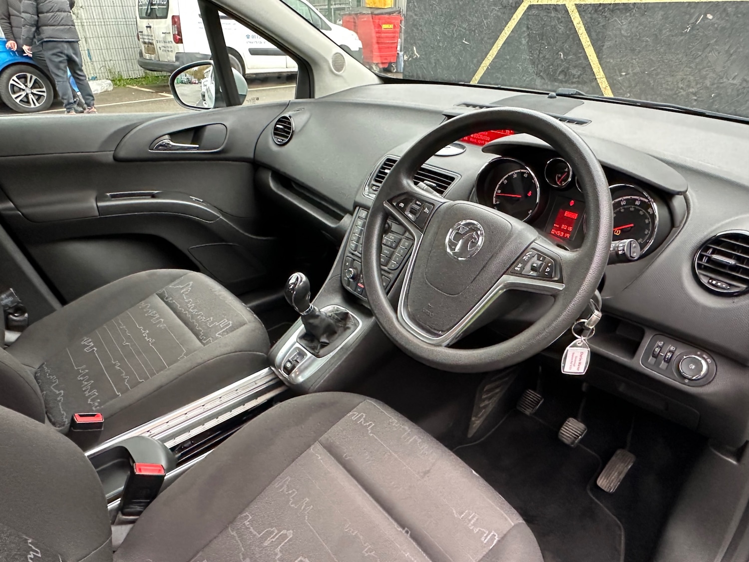 Used Vauxhall Meriva 2015 for sale - 76422447: Photo 6