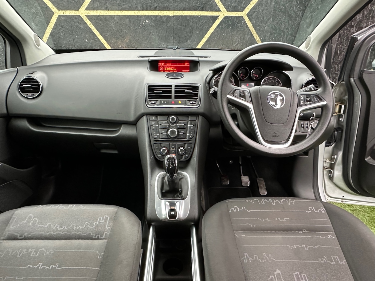 Used Vauxhall Meriva 2015 for sale - 76422447: Photo 8