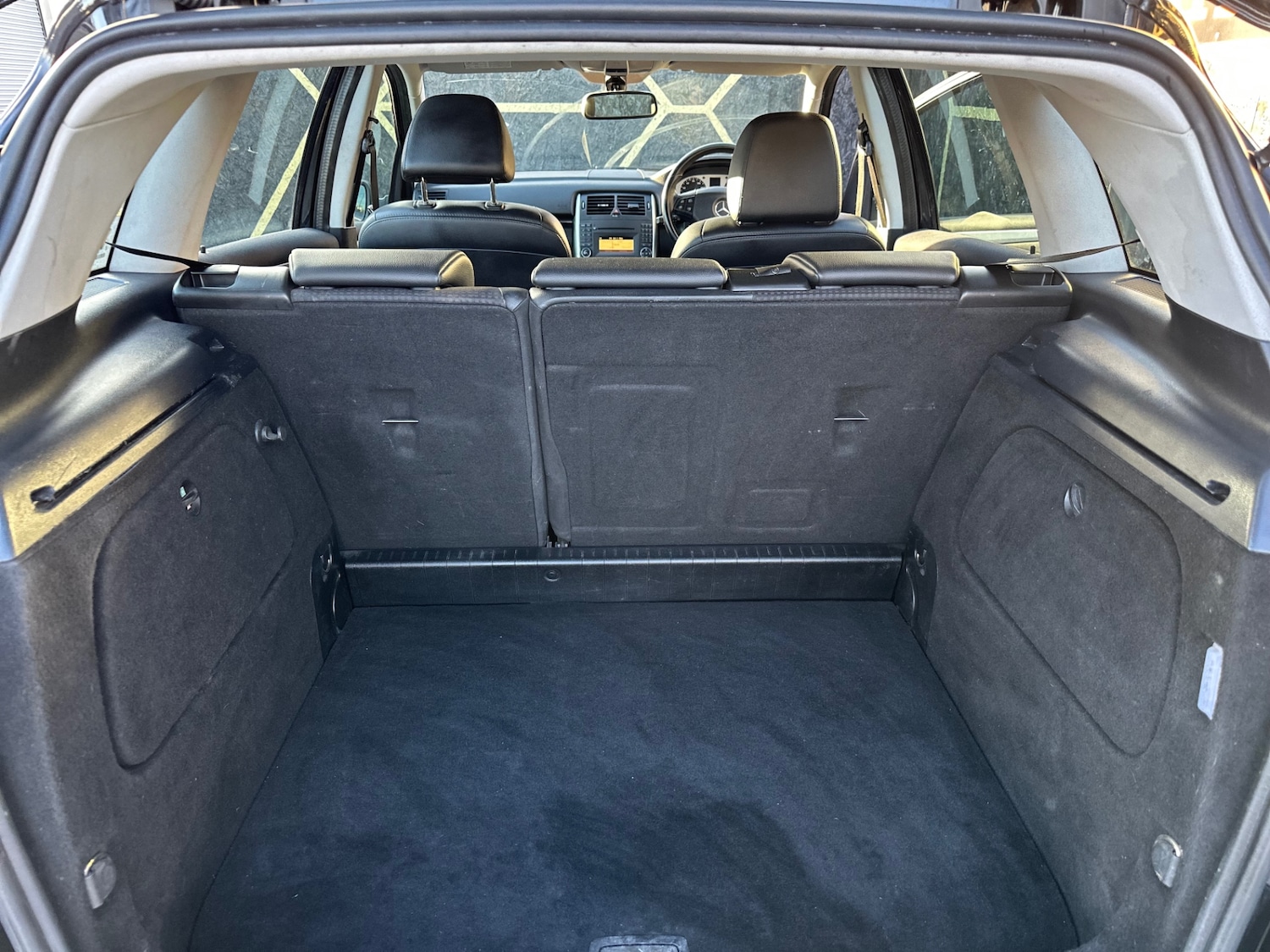 Used Mercedes-Benz B Class 2010 for sale - 76651182: Photo 12