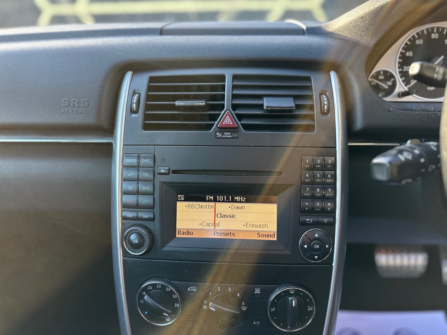 Used Mercedes-Benz B Class 2010 for sale - 76651182: Photo 9