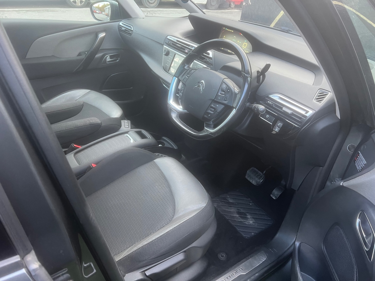 Used Citroen C4 Grand Picasso 2015 for sale - 76355243: Photo 10