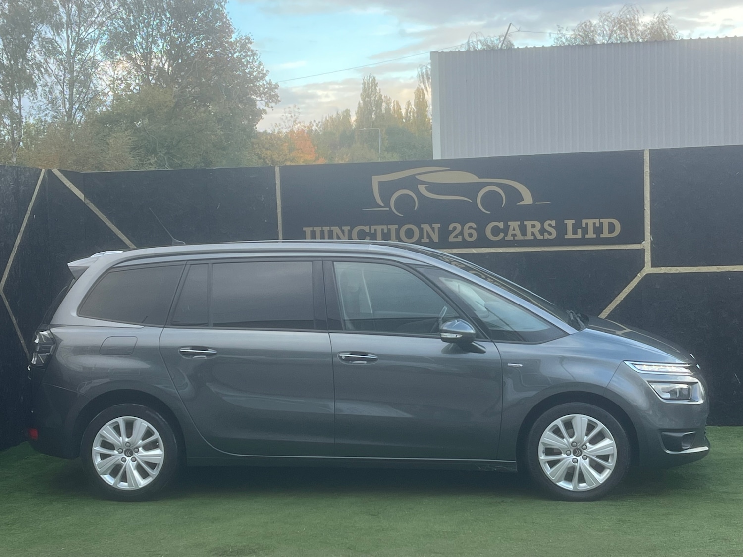 Used Citroen C4 Grand Picasso 2015 for sale - 76355243: Photo 2