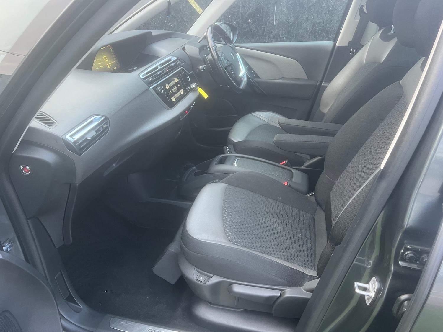 Used Citroen C4 Grand Picasso 2015 for sale - 76355243: Photo 6